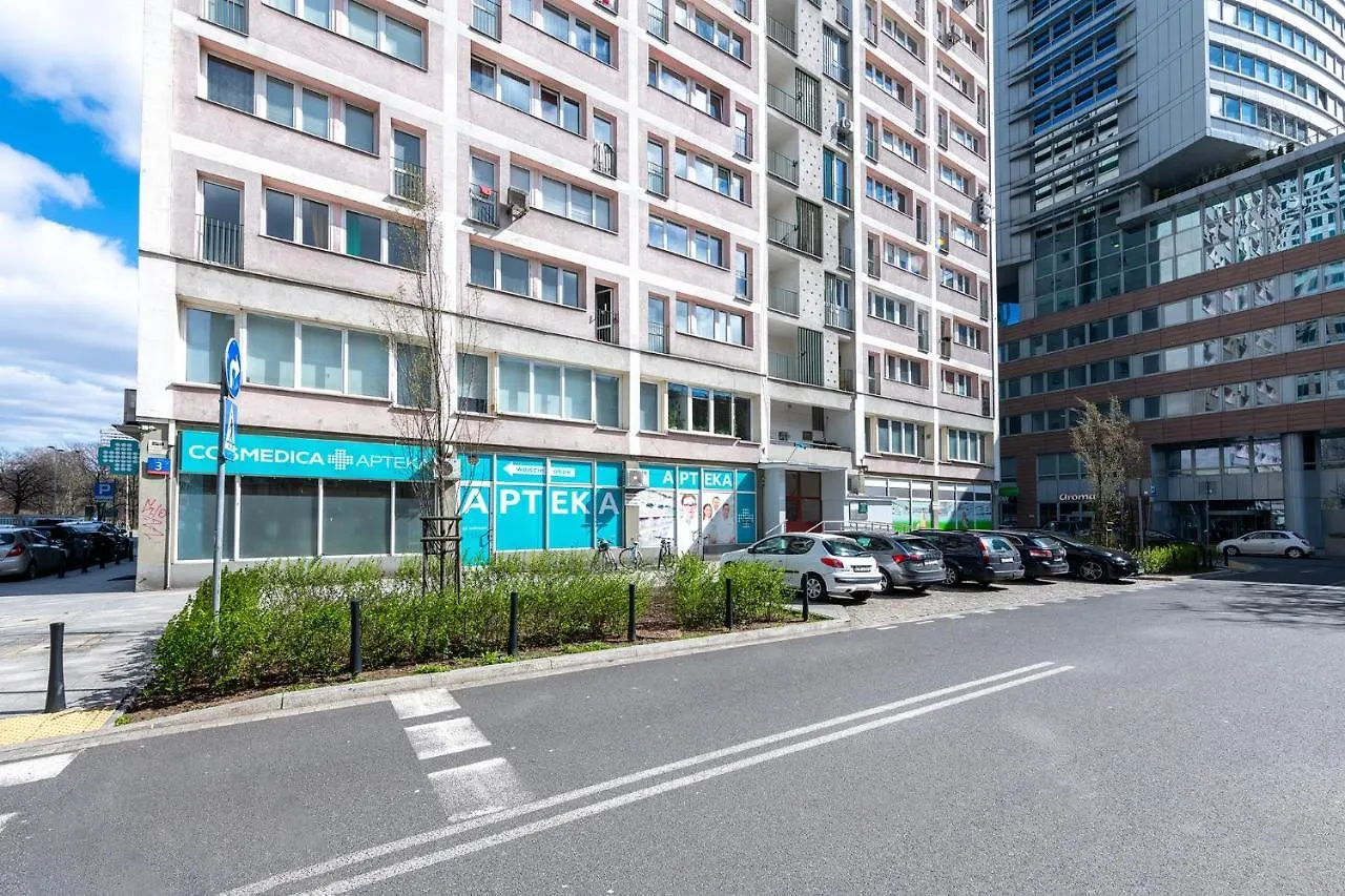 Sliska 3 -200M Od Dworca Centralnego, 100 Metrow Od Zlotych Tarasow - Wifi -Smart Tv 55 Cali - Better Rental Warszawa Polska